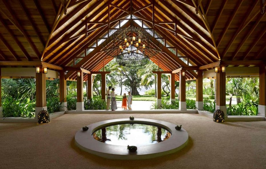 Dusit Thani Maldives – Mudhdhoo Island, Baa Atoll