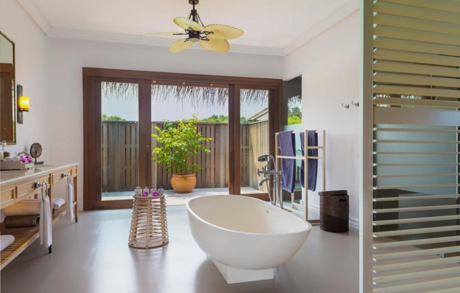 Dusit Thani Maldives – Mudhdhoo Island, Baa Atoll