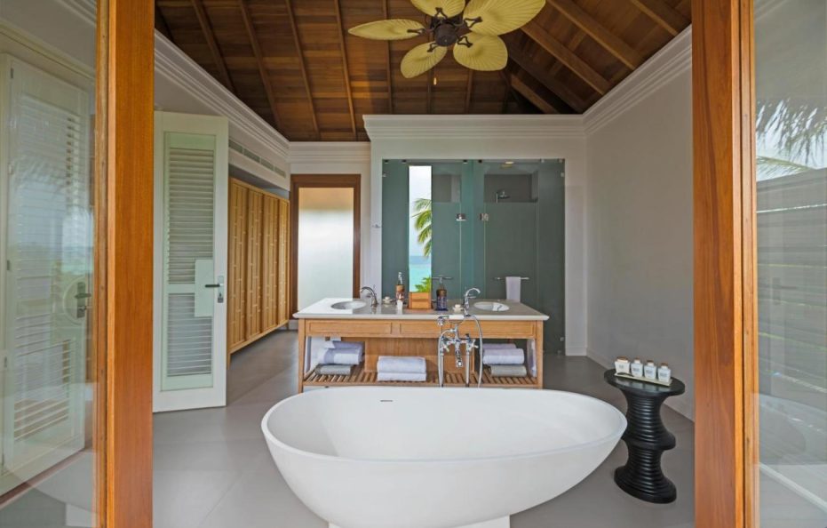 Dusit Thani Maldives – Mudhdhoo Island, Baa Atoll