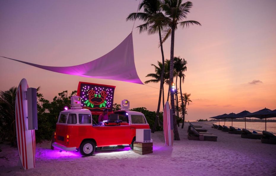 Finolhu, A Seaside Collection Resort, a Member of Design Hotels