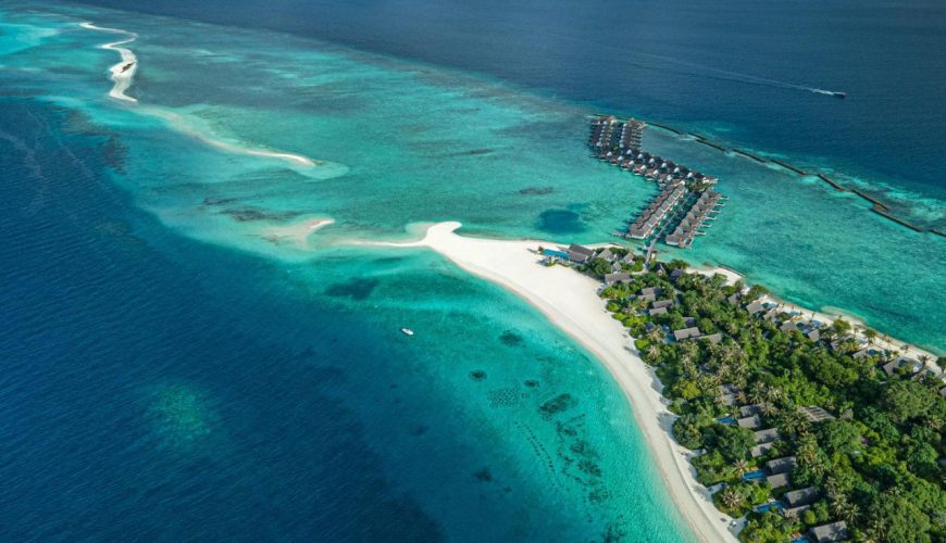 Four Seasons Resort Maldives at Landaa Giraavaru - Photo 1