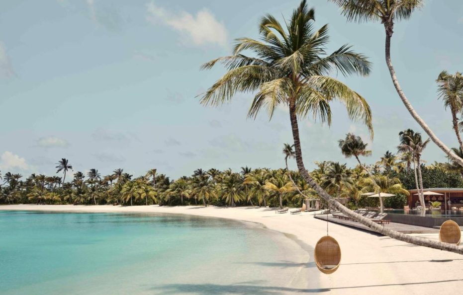 Patina Maldives, Fari Islands