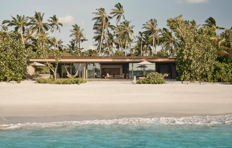 Patina Maldives, Fari Islands