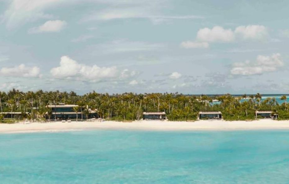 Patina Maldives, Fari Islands