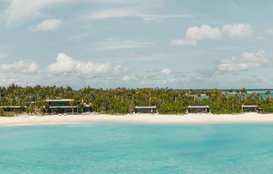 Patina Maldives, Fari Islands