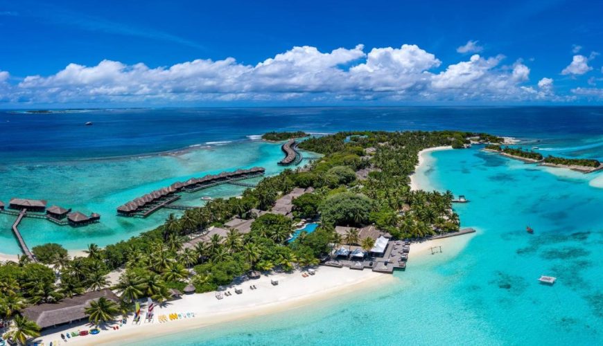 Sheraton Maldives Full Moon Resort & Spa - Photo 1