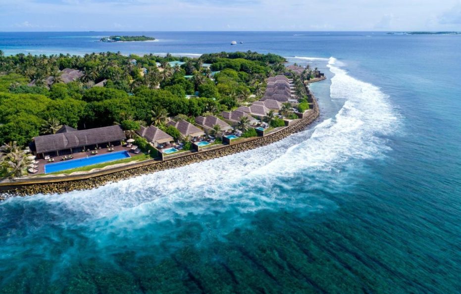Sheraton Maldives Full Moon Resort & Spa