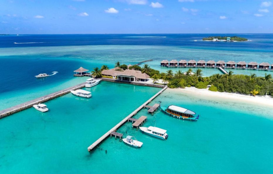 Sheraton Maldives Full Moon Resort & Spa