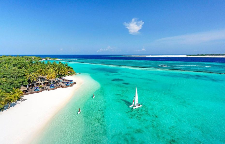 Sheraton Maldives Full Moon Resort & Spa