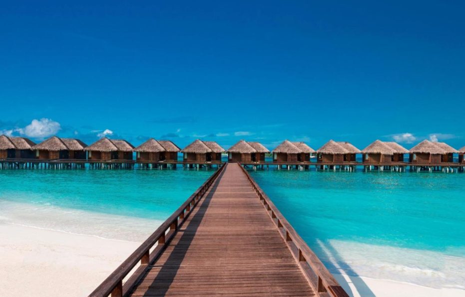 Sheraton Maldives Full Moon Resort & Spa