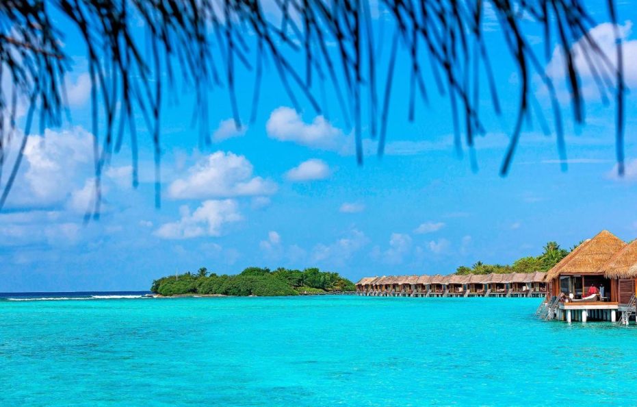 Sheraton Maldives Full Moon Resort & Spa