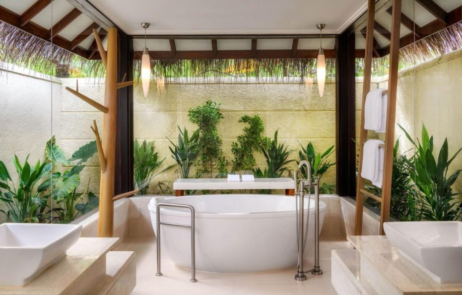 Sheraton Maldives Full Moon Resort & Spa