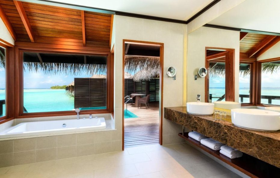 Sheraton Maldives Full Moon Resort & Spa