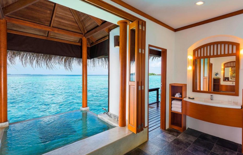 Sheraton Maldives Full Moon Resort & Spa
