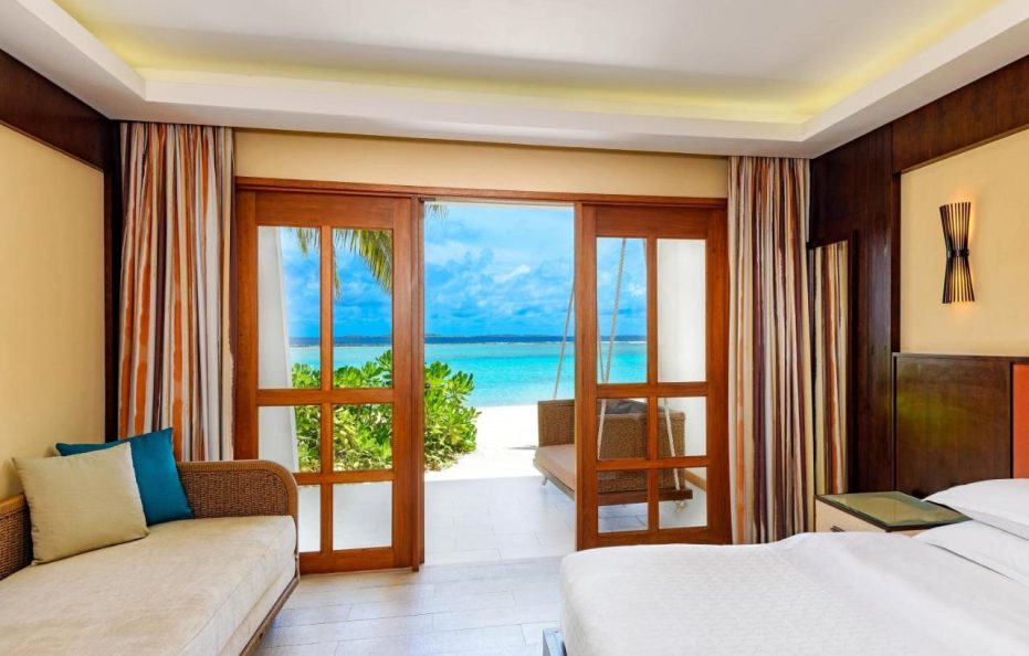Sheraton Maldives Full Moon Resort & Spa