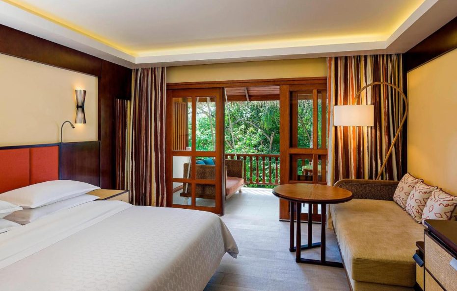 Sheraton Maldives Full Moon Resort & Spa