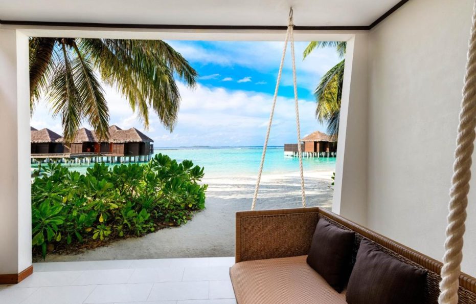 Sheraton Maldives Full Moon Resort & Spa