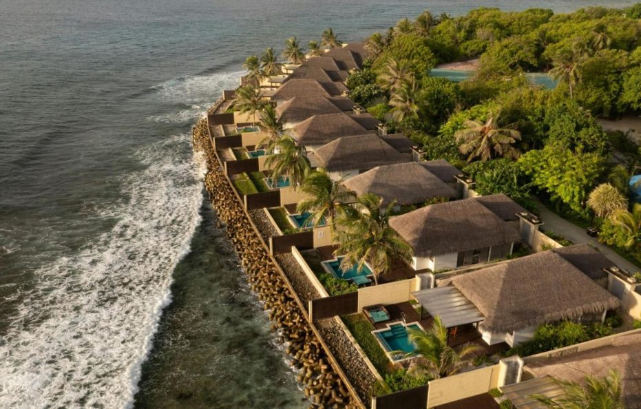Sheraton Maldives Full Moon Resort & Spa