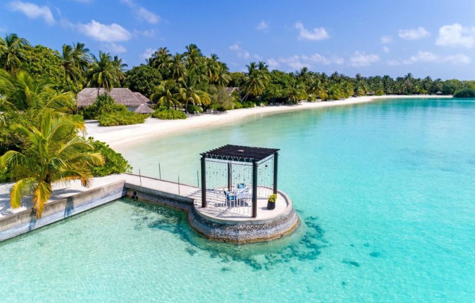 Sheraton Maldives Full Moon Resort & Spa