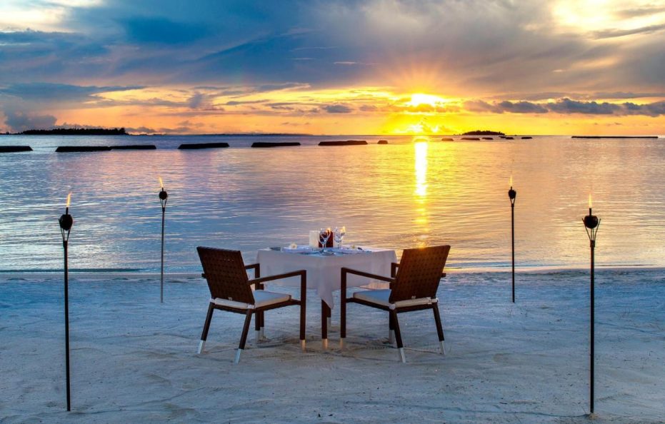 Sheraton Maldives Full Moon Resort & Spa