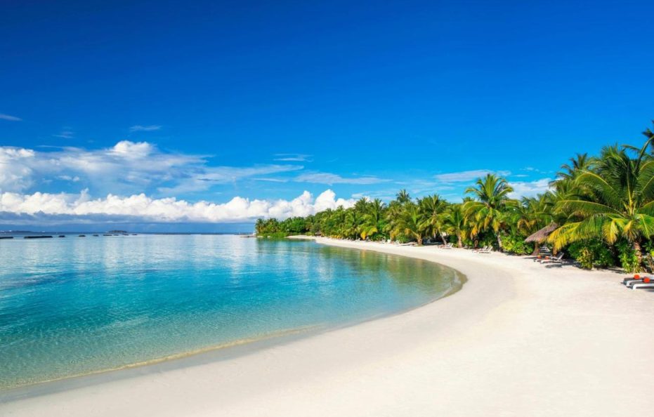 Sheraton Maldives Full Moon Resort & Spa