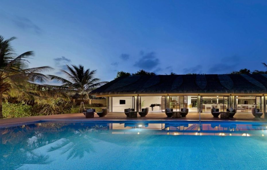 Sheraton Maldives Full Moon Resort & Spa