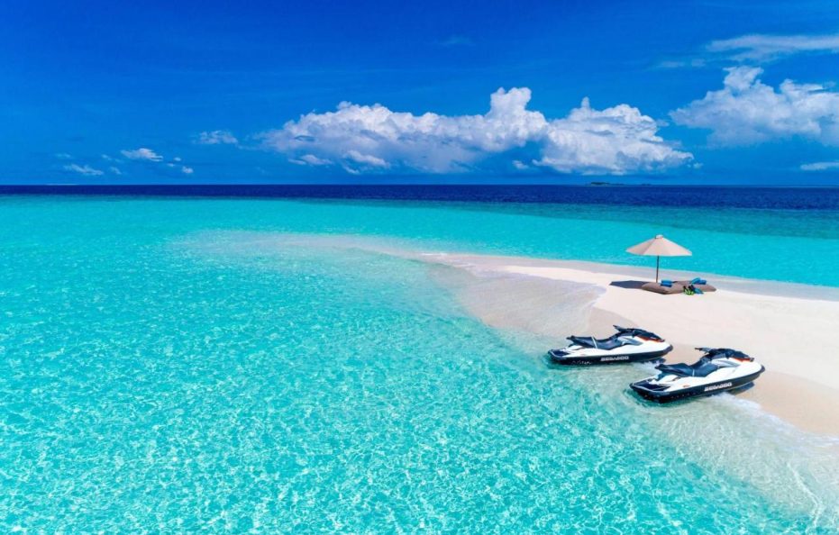 Sheraton Maldives Full Moon Resort & Spa