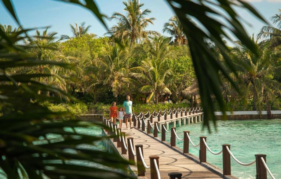 Sheraton Maldives Full Moon Resort & Spa