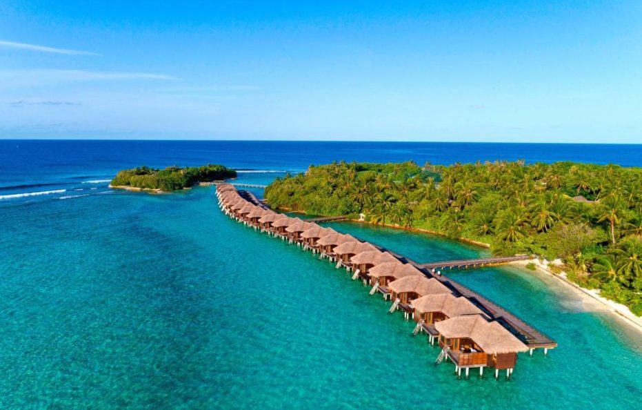 Sheraton Maldives Full Moon Resort & Spa