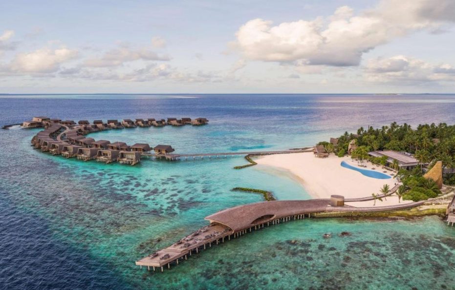 The St. Regis Maldives Vommuli Resort