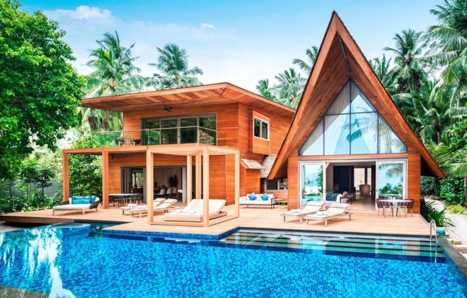 The St. Regis Maldives Vommuli Resort