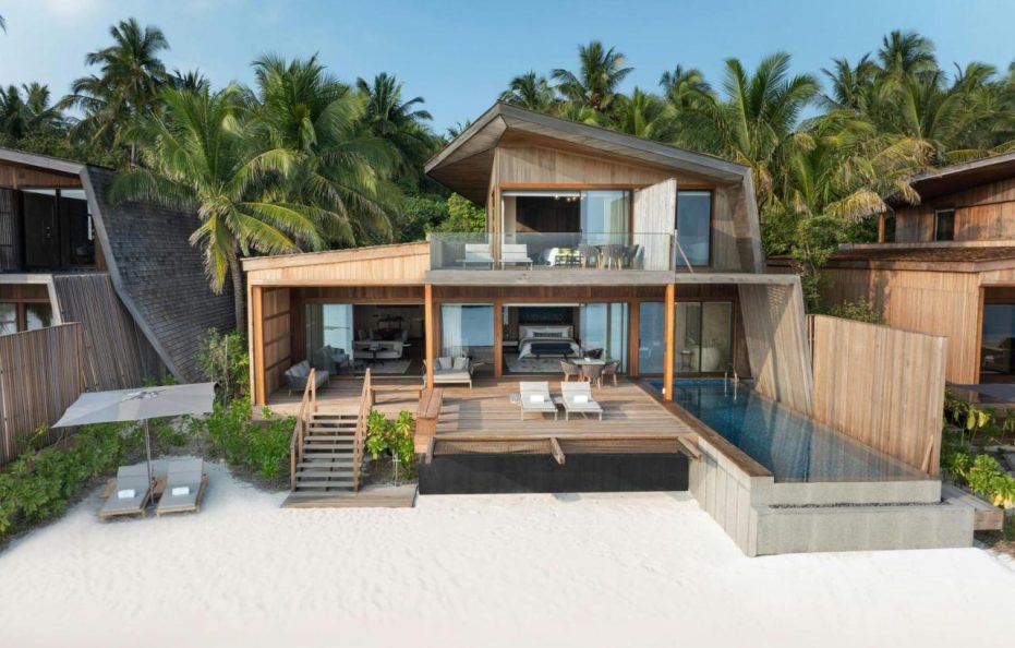 The St. Regis Maldives Vommuli Resort