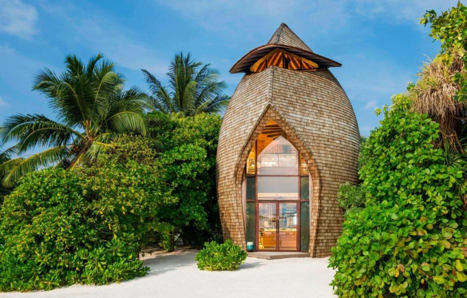 The St. Regis Maldives Vommuli Resort