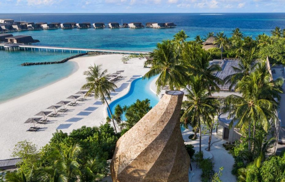 The St. Regis Maldives Vommuli Resort