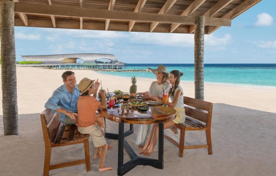 The St. Regis Maldives Vommuli Resort