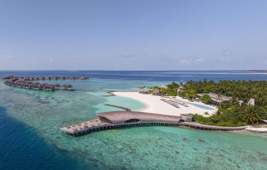 The St. Regis Maldives Vommuli Resort