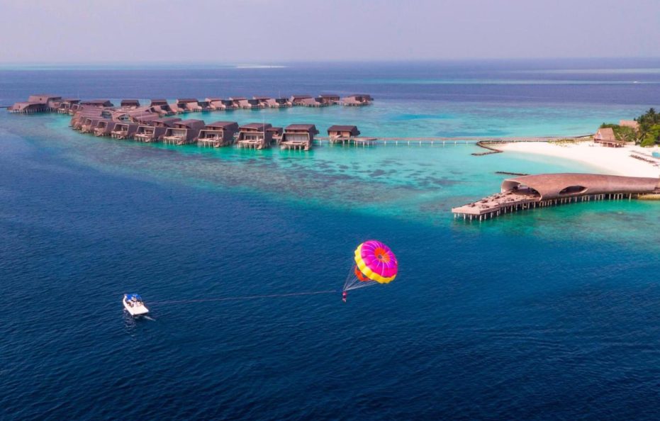 The St. Regis Maldives Vommuli Resort