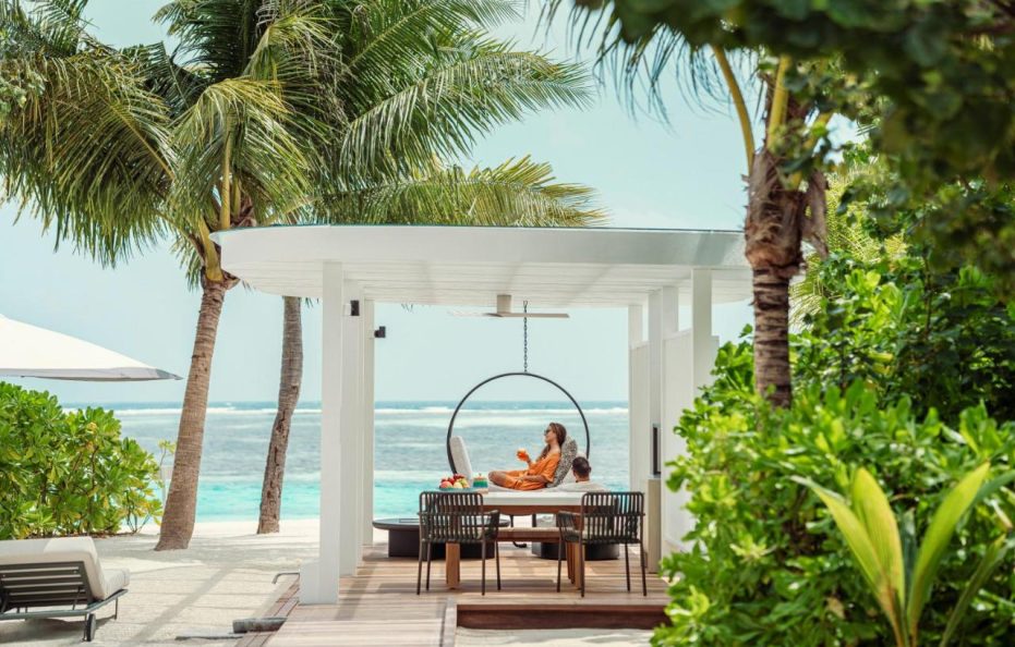 Sunrise Family Beach Villa Pool King – Room Rate inclusive of breakfast for 4 adults – Four Seasons Resort Maldives at Kuda Huraa