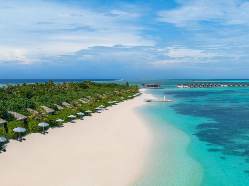 Beach Villa – Le Meridien Maldives Resort & Spa