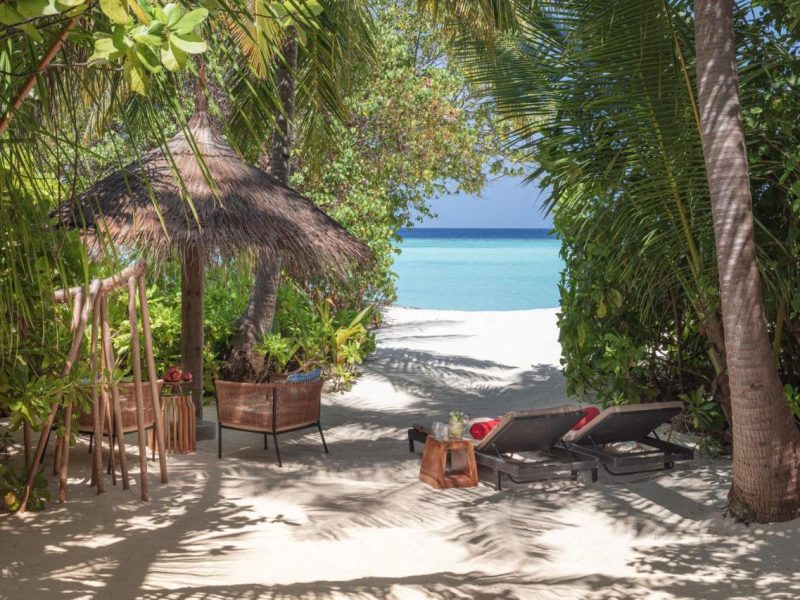Sunrise Beach Villa – NH Collection Maldives Havodda Resort