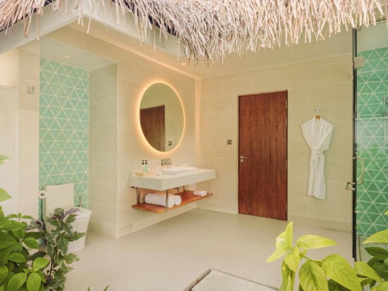 Sunset Beach Villa with Jacuzzi – Nova Maldives
