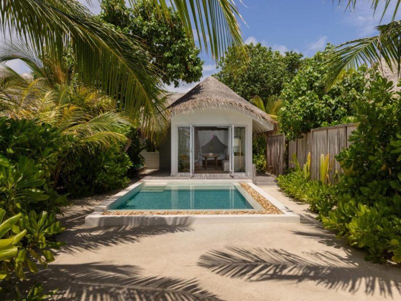 Deluxe Beach Villa with Pool – Six Senses Kanuhura